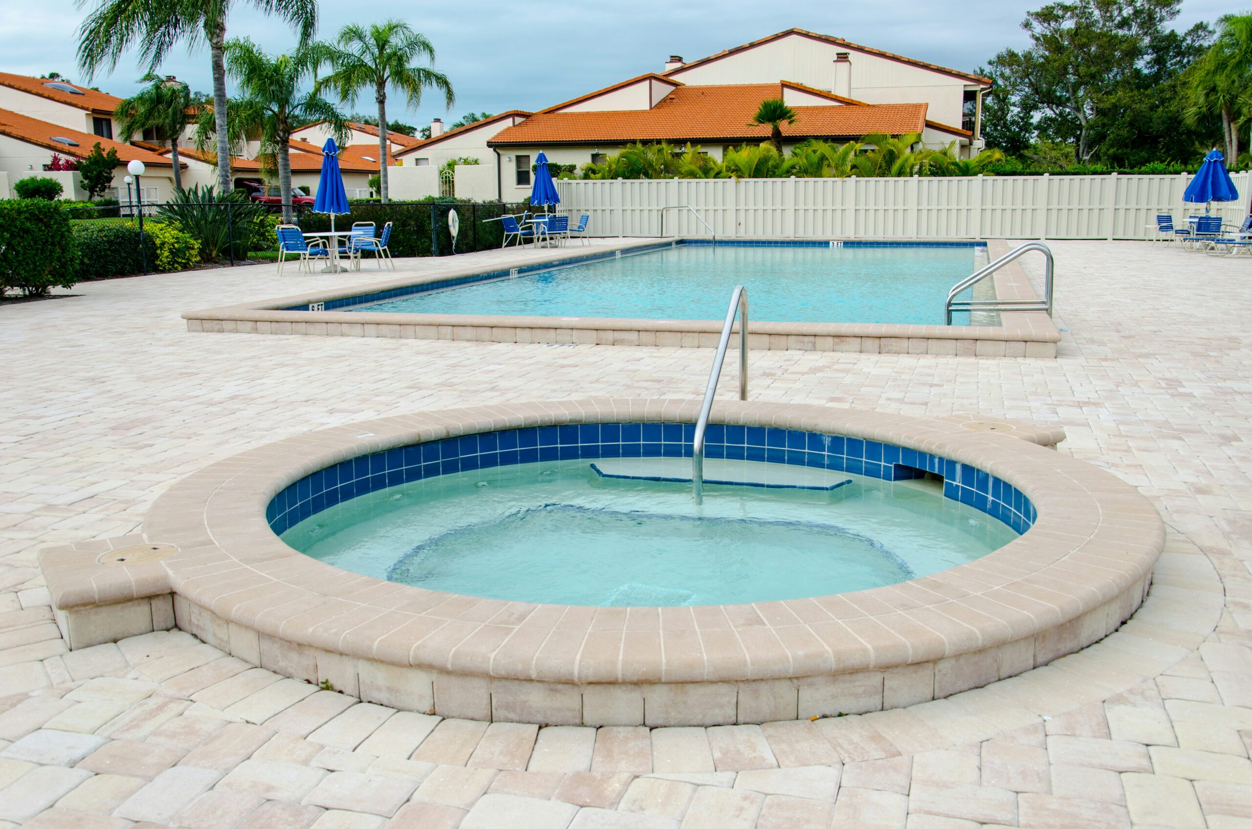 Above Ground Pool Deck Ideas on a Budget: Amazing DIY Designs That Save Money