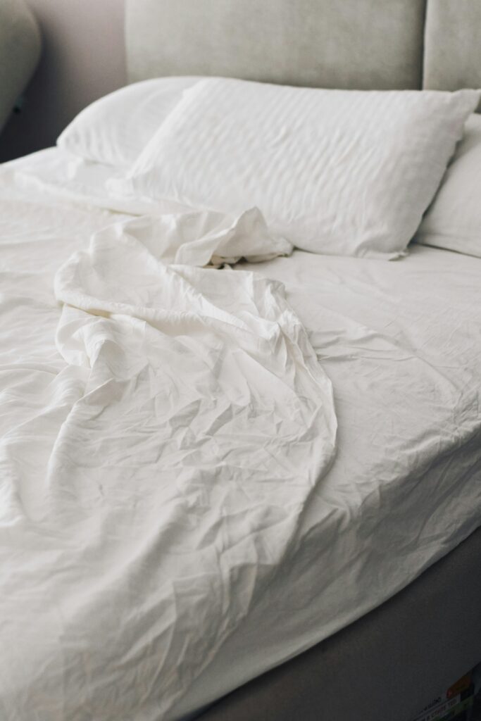 How to Get Urine Out of a Mattress When Dry guide to enzyme cleaners, baking soda, stain treatment, odor removal, ventilation, and mattress cleaning.
