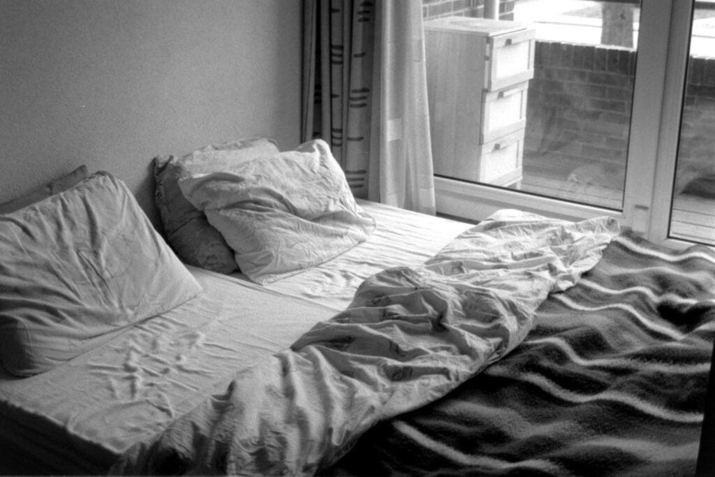 How to Get Urine Smell Out of Mattress covering enzyme treatment, urine stains, baking soda, odor neutralization, ventilation, and mattress care.