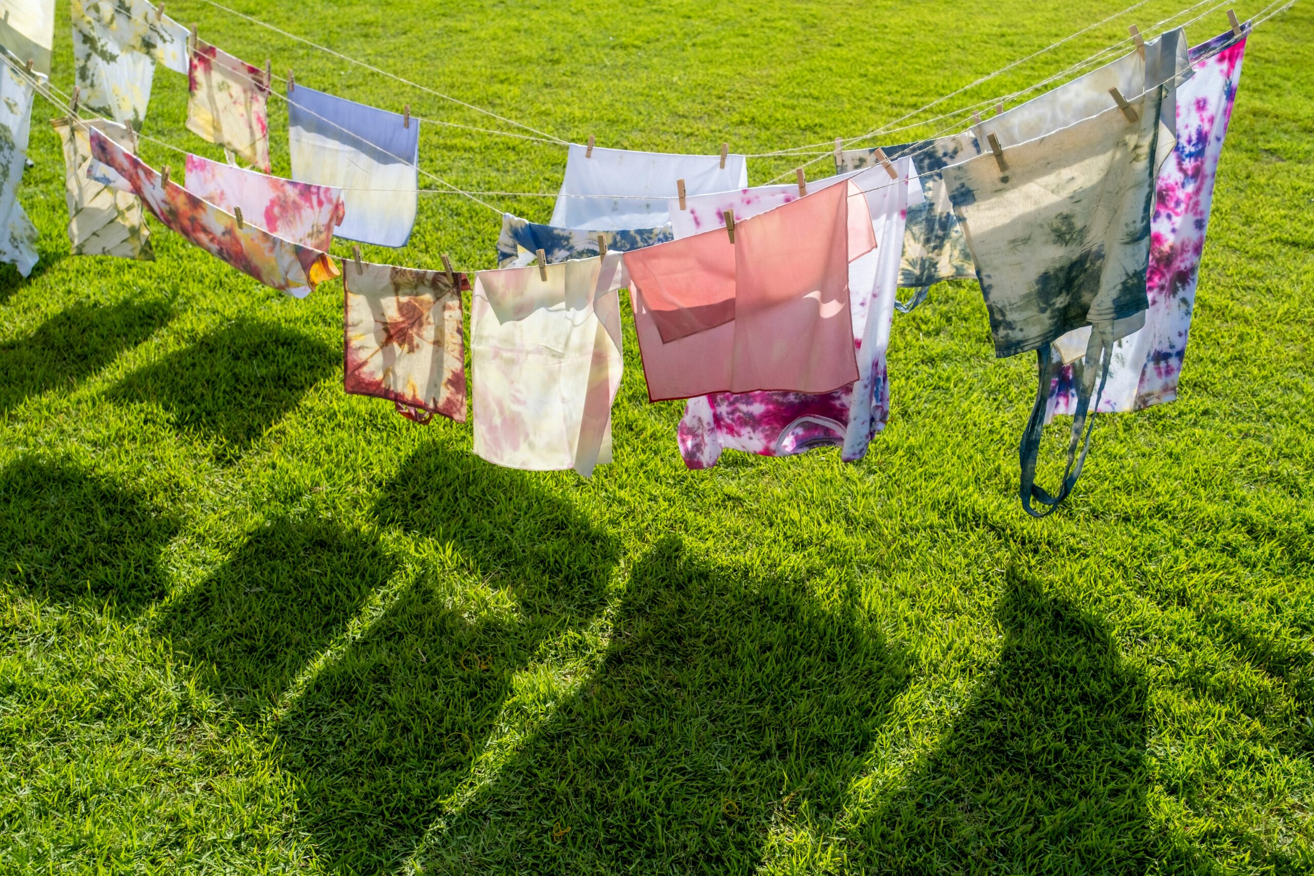 How to Get Grass Stains Out of Clothes: 7 Effective Cleaning Methods